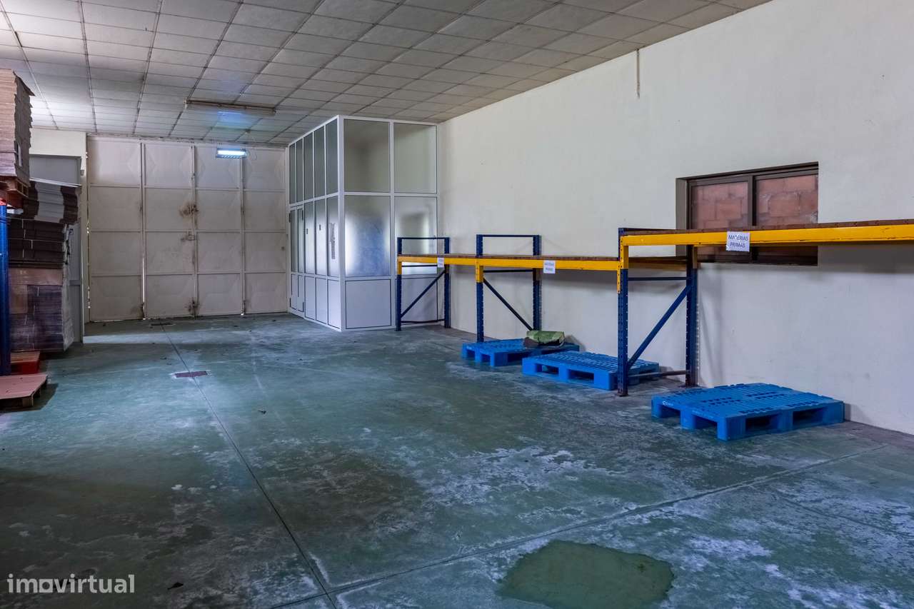 Armazem e Fabrica de Panificação-24