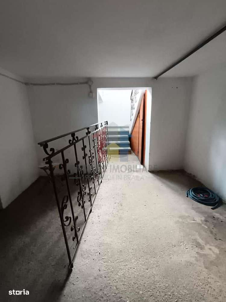 Hala 190 mp, D+P din boltari, intre Garii si C.Galati - Imagine principală: 4/8