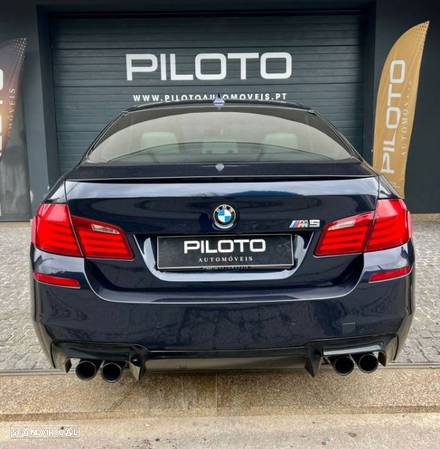 BMW M5 Standard - 4