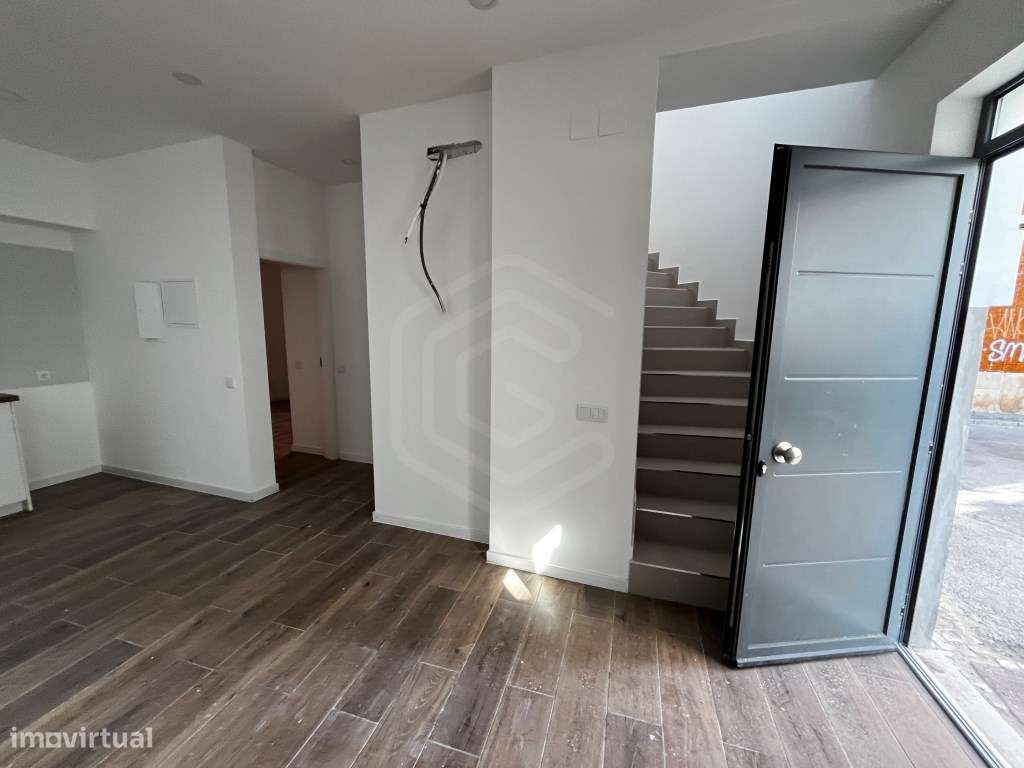 Apartamento T3 Duplex, baixa, Faro, Algarve - Grande imagem: 2/15