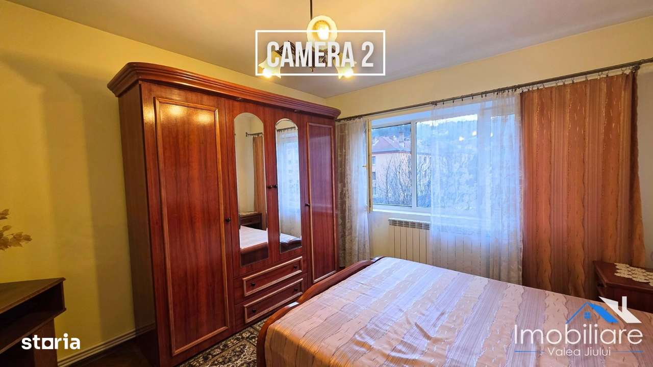 Apartament 2 camere–Petrosani, Str. General Dragalina (Zona Centrala) - Imagine principală: 4/10