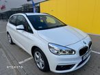 BMW Seria 2 216d - 6