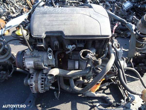 Motor Dacia Sandero 1.2 benzina din 2015 75.000 km fara anexe - 2