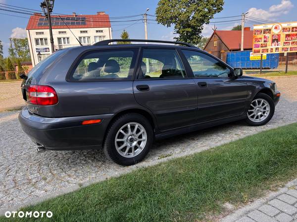 Volvo V40 1.8 Elegance - 2