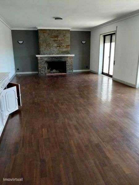Casa 1° andar T2 + 1