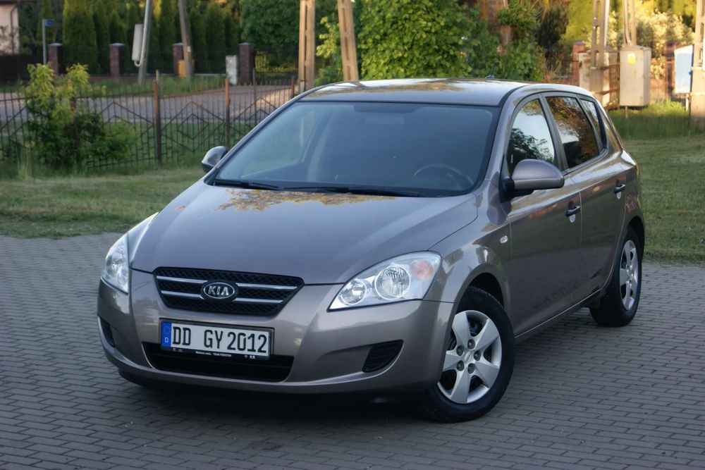 Kia Ceed I (2006-2012) 1.4 CVVT Attract 2007