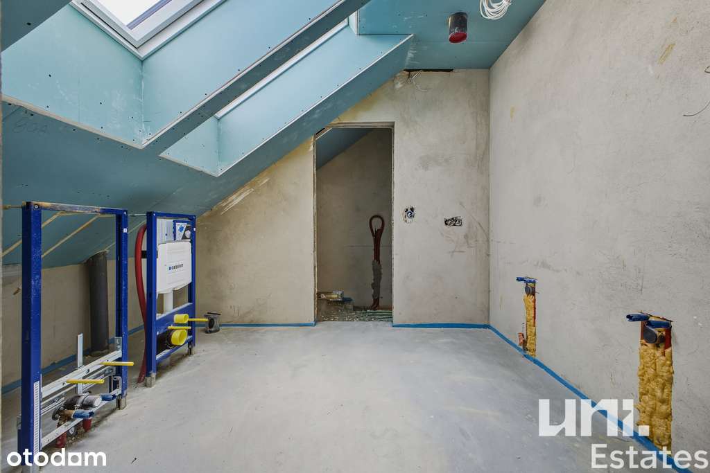 Pomyków | 8 pokoi | 405 m2 | 0.48ha | Siłownia-18