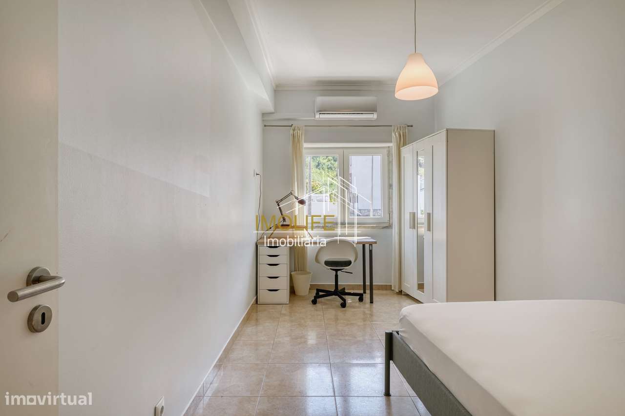 Apartamento T3 Remodelado na Rua Miguel Torga – Costa da Caparica-13
