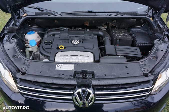 Volkswagen Touran 1.4 TSI DSG Comfortline - 26