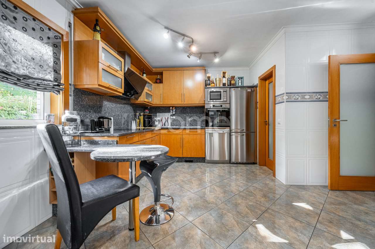 Moradia T3 Com Piscina-7