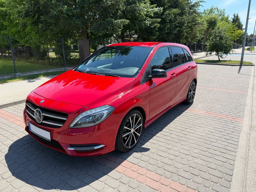 Mercedes-Benz B W246 180 (CDI) d 7G-DCT AMG Line 2014