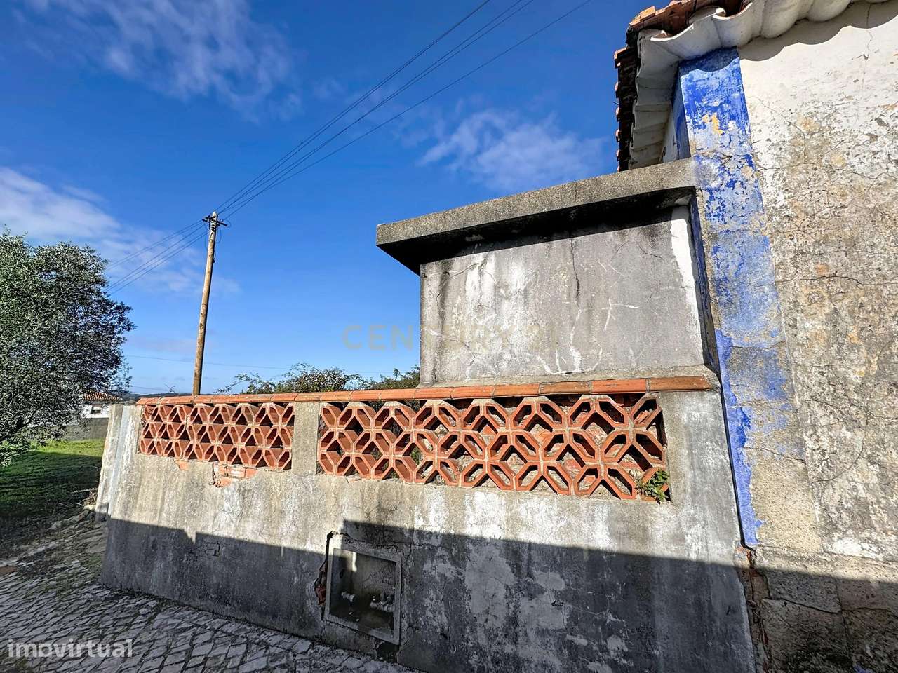 Casa em Ruínas para Recuperação com terreno | Coz, Alpedriz e Montes,-9