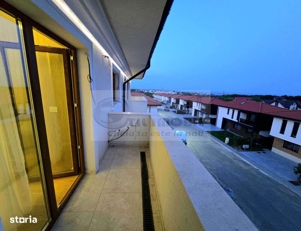 Apartament 2 cam ESQ Village3, et 2+pod propriu- 45+30 mp 123000 euro - Imagine principală: 5/8