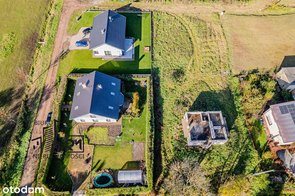 Dwie działki z rozpoczętą budową domu – Markusy-12