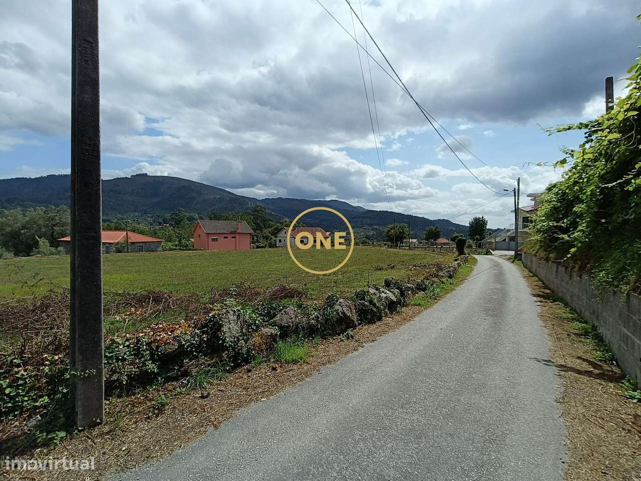 Terreno com possibilidade de construção em Oriz Santa Marinha - Grande imagem: 4/18