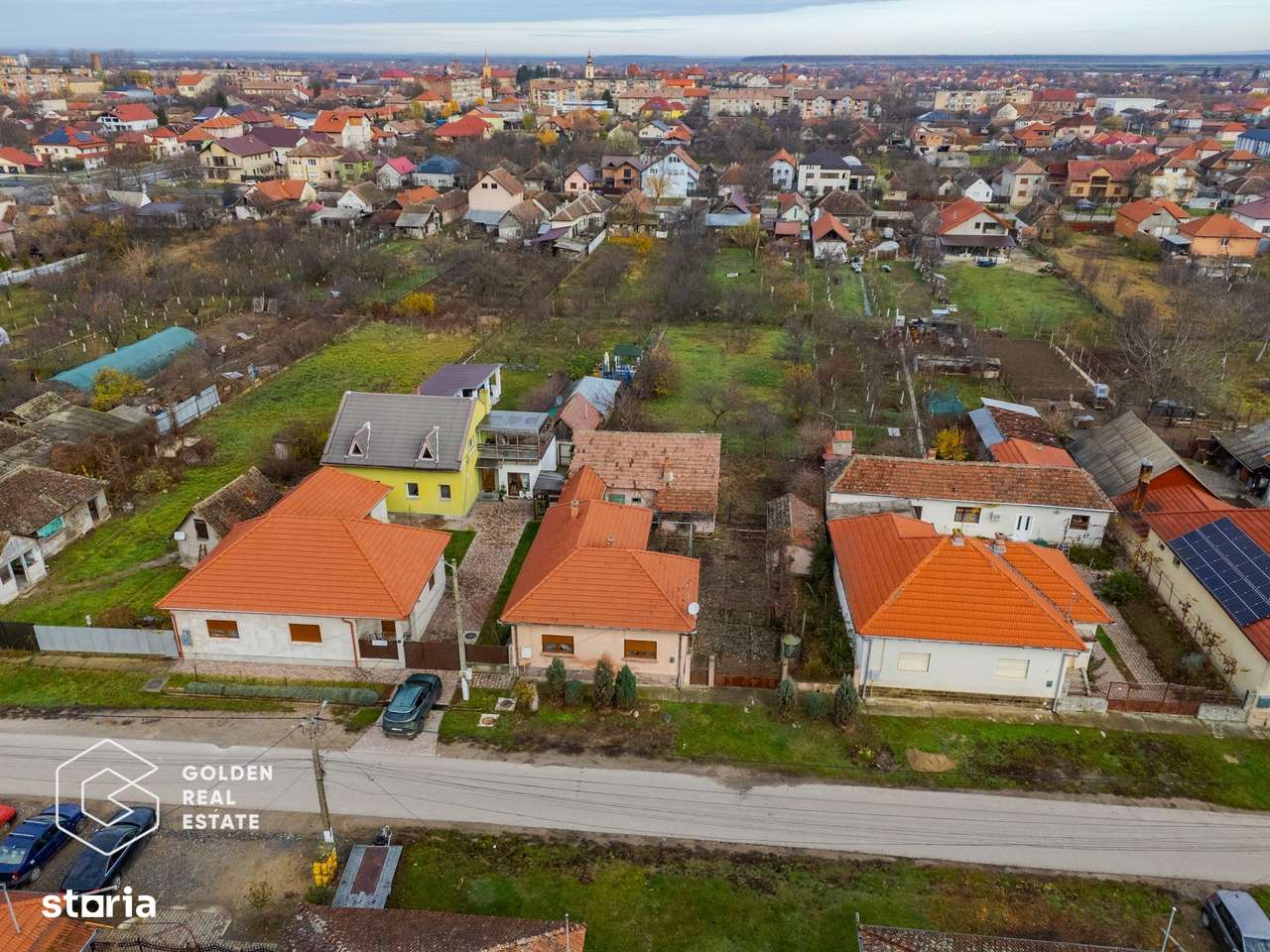 Casa in Ineu, cu teren de 1522 mp, comision 0%-17