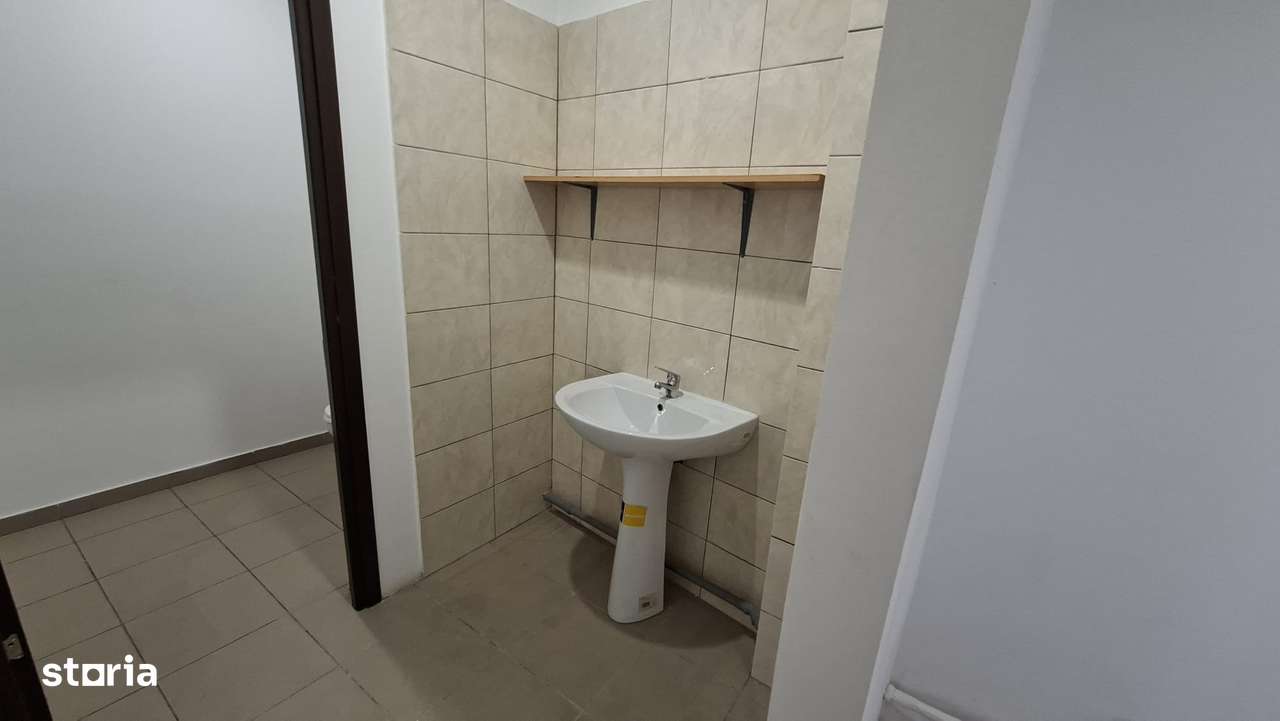 Inchiriere spațiu comercial ultracentral  Ploiești strada Decebal - Imagine principală: 3/8