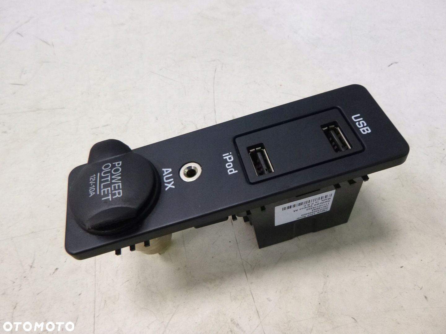 JAGUAR XF X250 LIFT PORT GNIAZDO AUX USB IPOD - 3