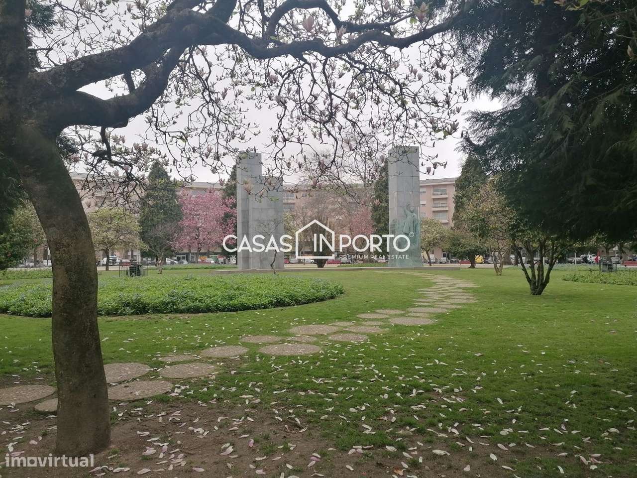 T1 de Luxo com varandas junto à Praça Velásquez - Grande imagem: 5/5