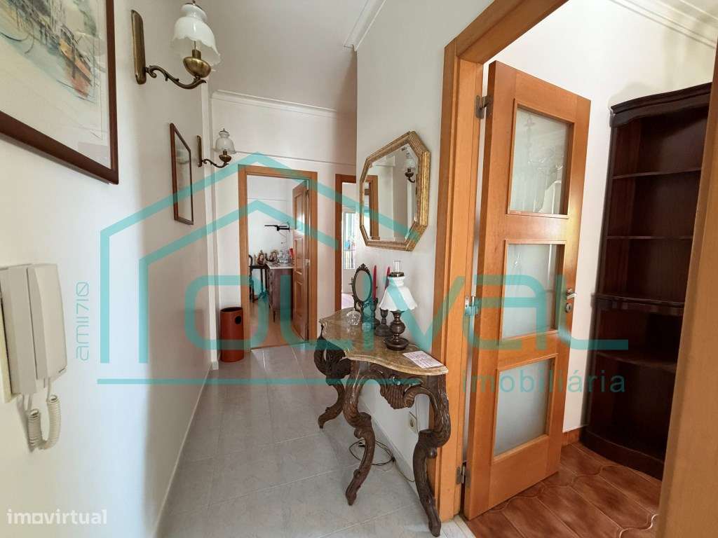 Apartamento T2 Centro de Alverca do Ribatejo-14