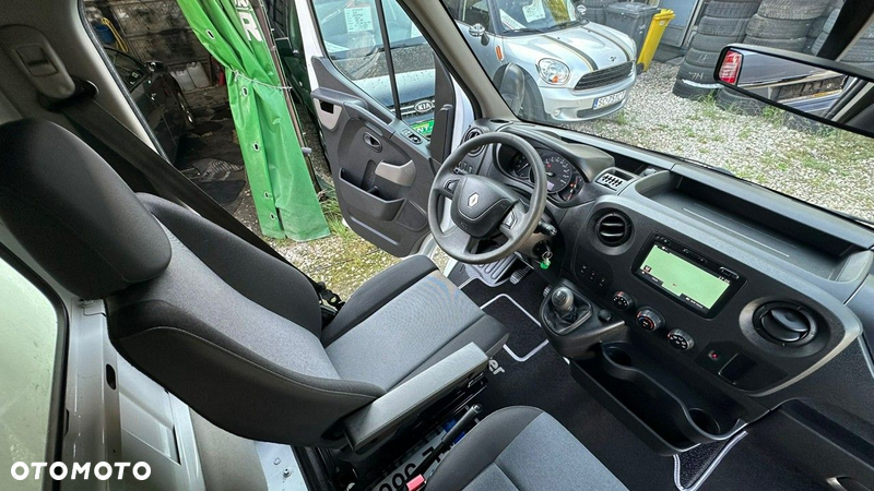 Renault Master - 24