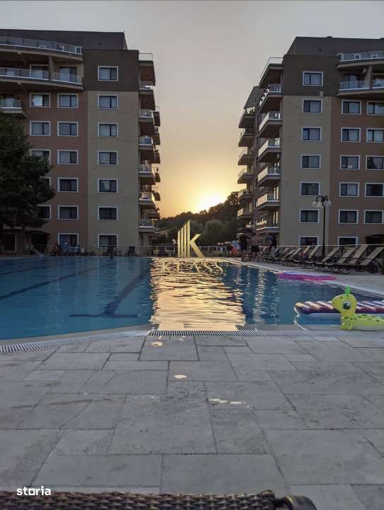 Apartament cu 3 camere, piscina si priveliste la padure, Pipera Iancu - Imagine principală: 1/9