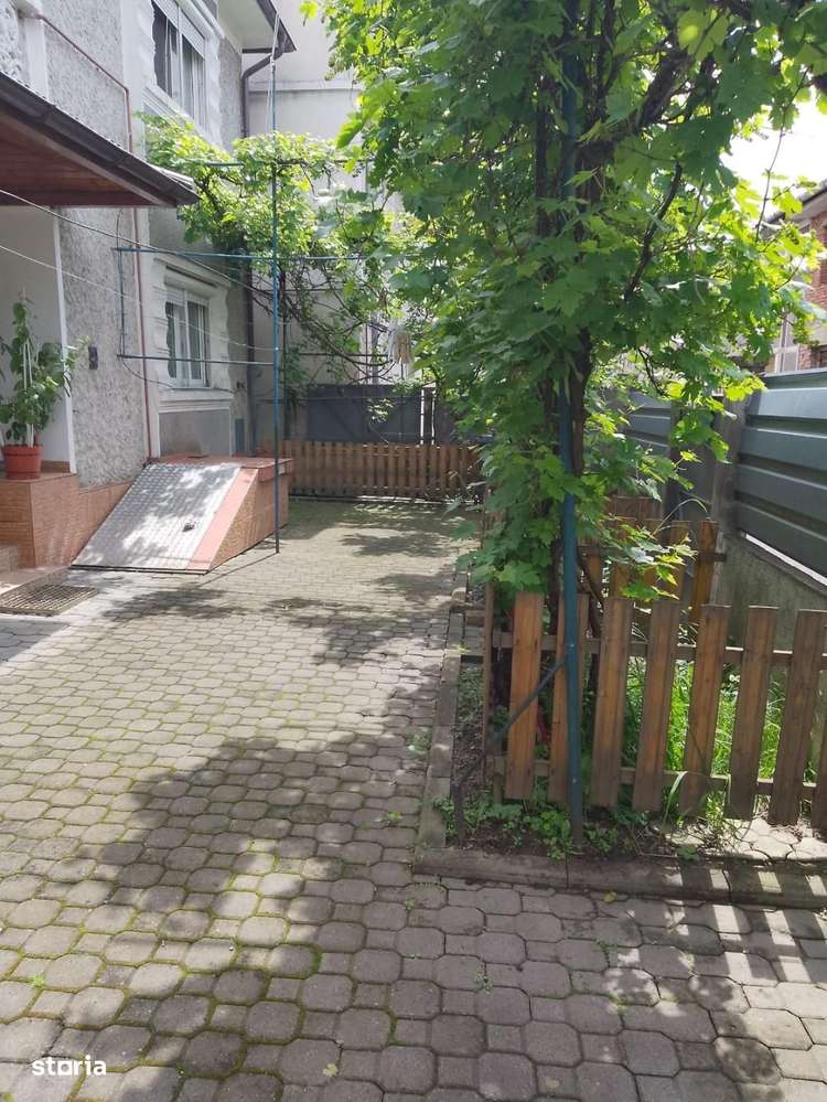Casa individuala in Fagaras, 5 camere+bucatarie - Imagine principală: 2/8