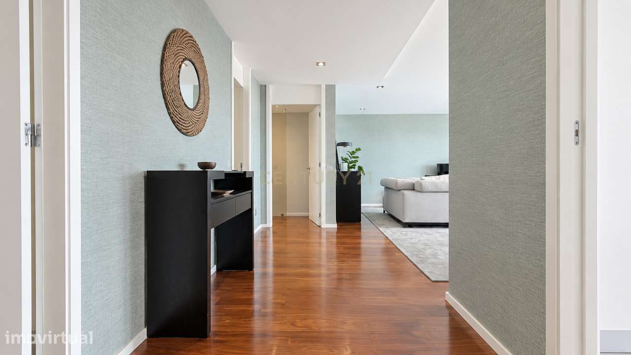 Luxury Property - Apartamento T3 no Edifício Astrolab – Vista Mar, Pis-7