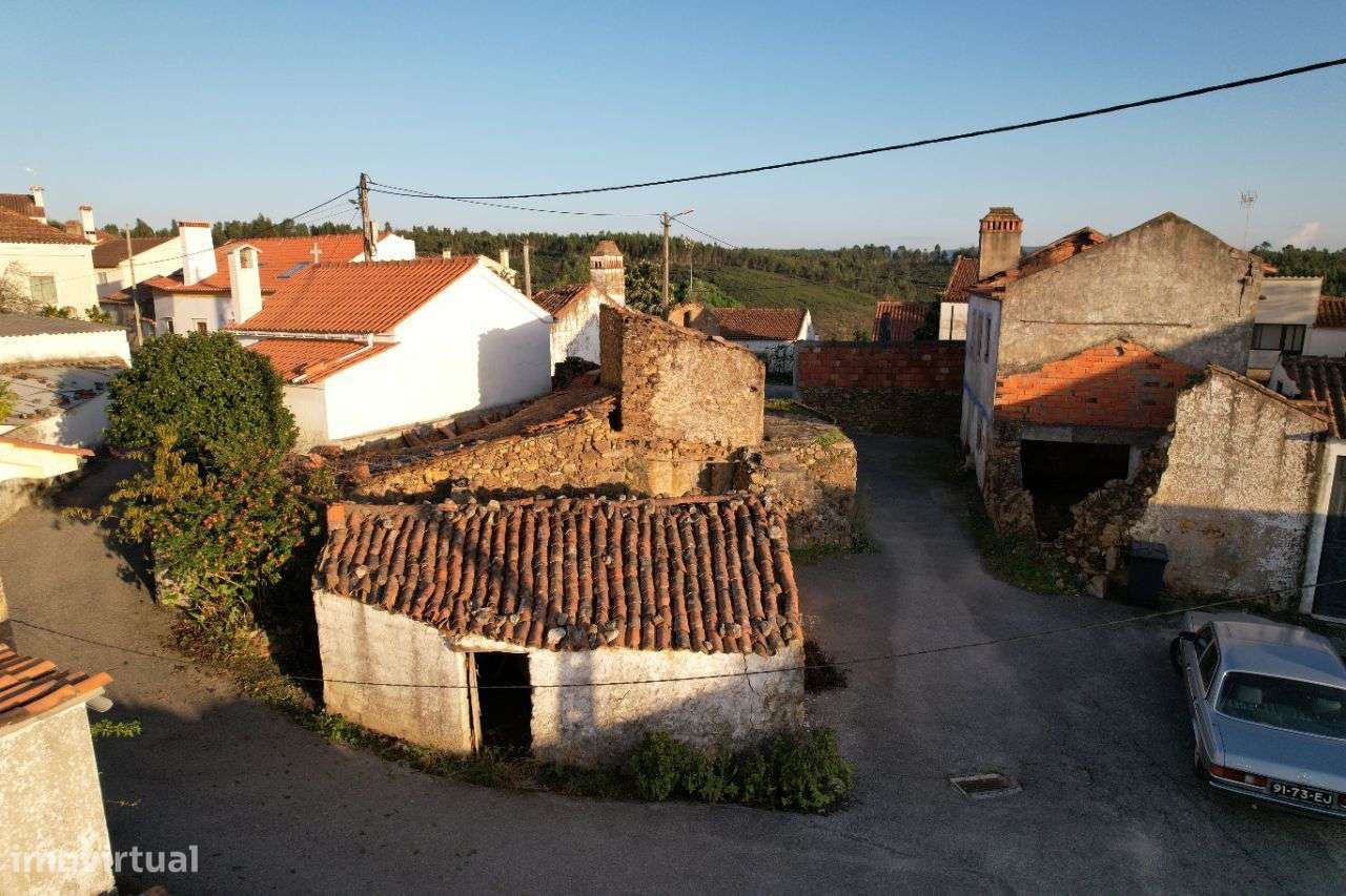 Ruínas c/ possibilidade de construção 270m2, perto do rio, Vila de Rei - Grande imagem: 5/18