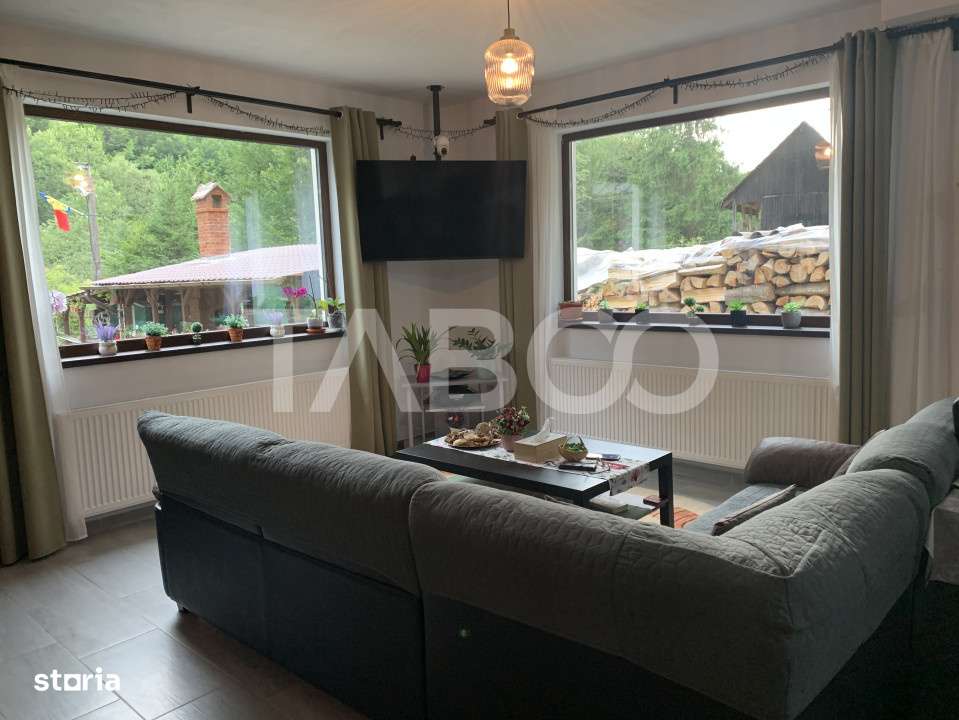 Casa 8 camere 7 bai 284 mp 225mp curte libera in Porumbacu de Sus - Imagine principală: 1/19