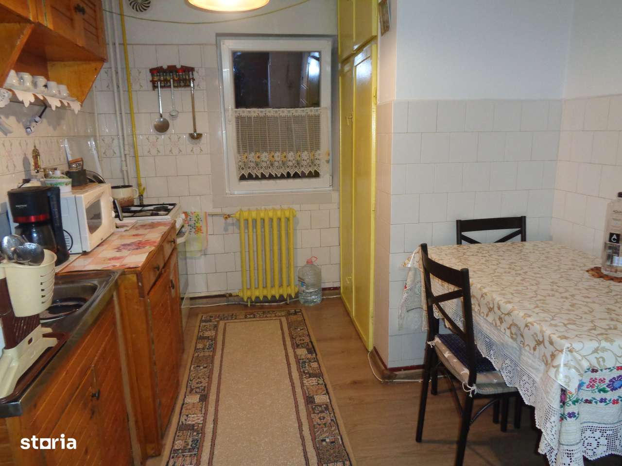 Apartament 2 camere confort 1 CONFECTII etaj 3 ,baie cu geam-4