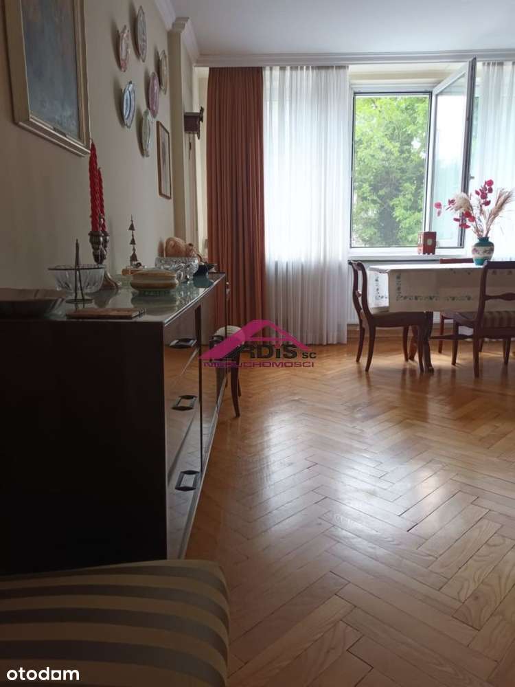 Stara Saska Kępa 2 pokoje.-3