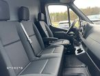 Mercedes-Benz Sprinter - 16