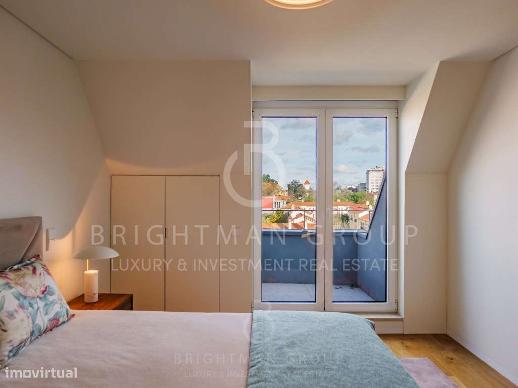 Novo Penthouse T4 duplex no coração do Campo Grande-20