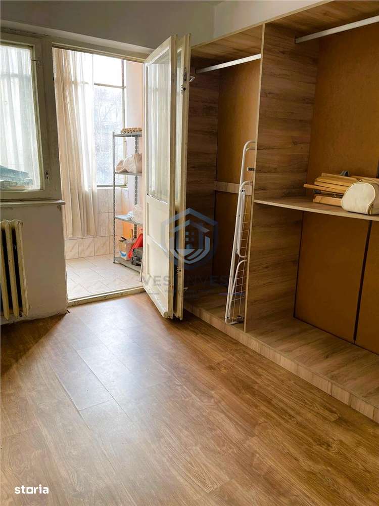 Apartament cu 3 camere zona Autogara Velenta - Imagine principală: 5/6