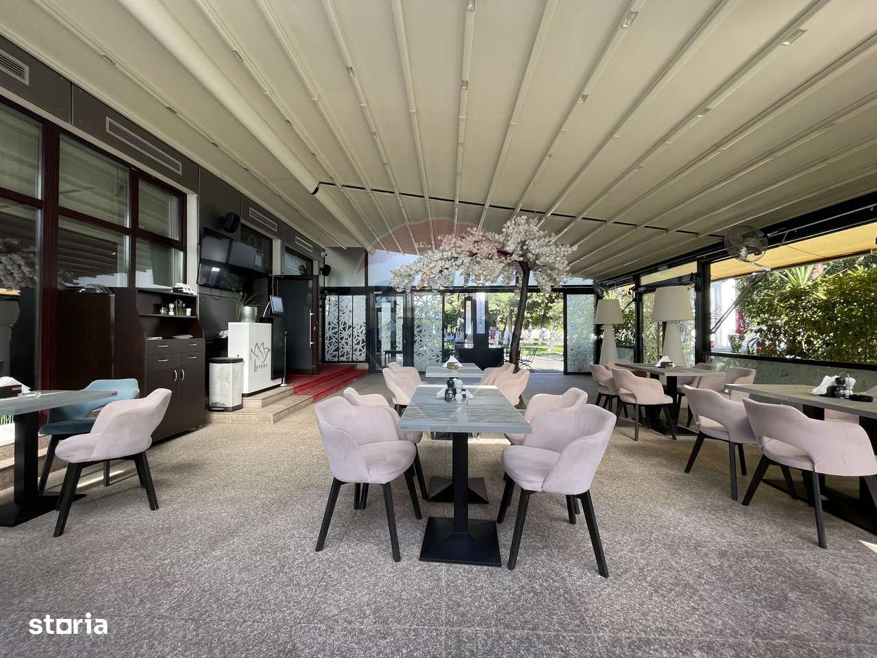Restaurant + 2 Saloane Evenimente, 600+, Brancoveanu Piata Sudului-13