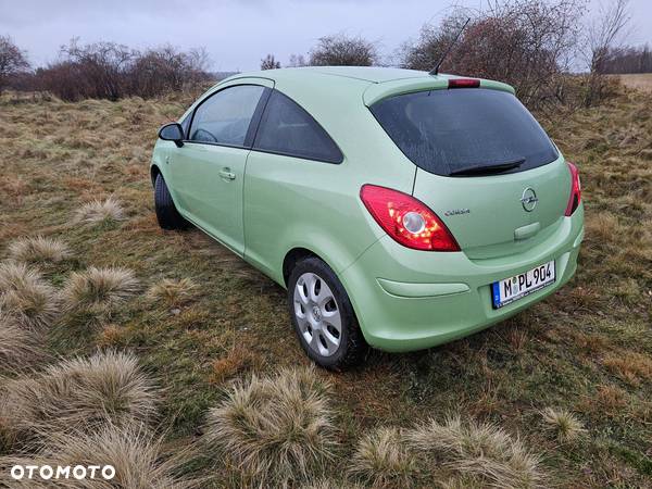 Opel Corsa 1.4 16V Edition 111 Jahre - 4