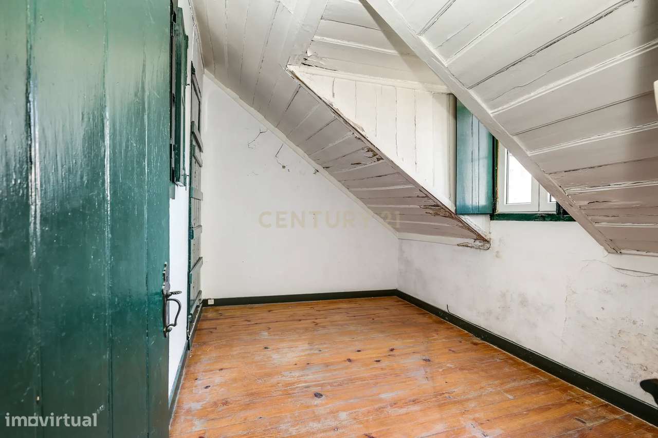 Apartamento T2 Na Lapa, Lisboa-17
