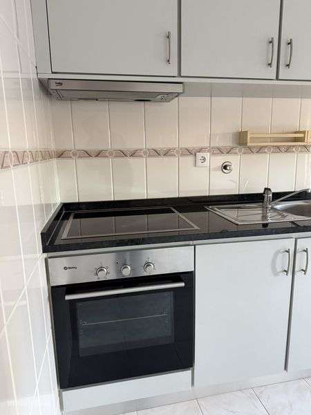 T 2 com garagem e arrumos cento trofa - Grande imagem: 5/8