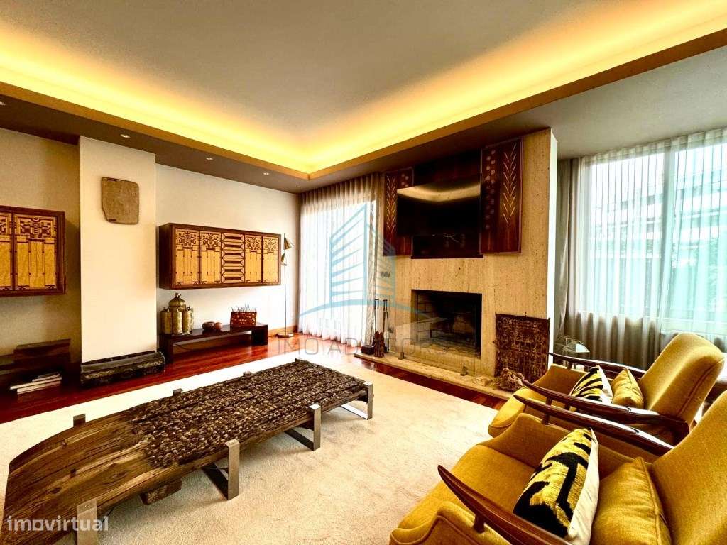 Moradia T4 com Piscina na cobertura-9