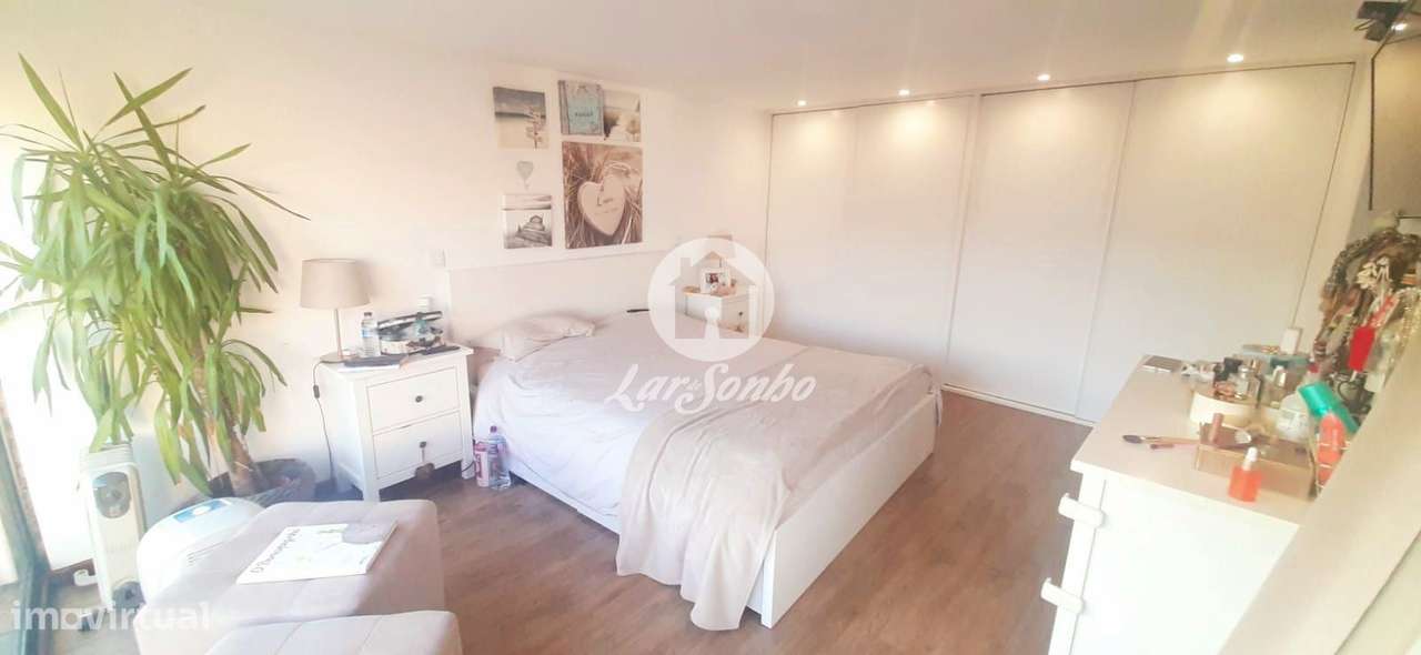 Moradia em Banda T4 em Aver-o-Mar - Grande imagem: 5/17