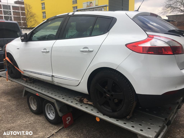 Geam stanga spate Renault Megane 3 - 1