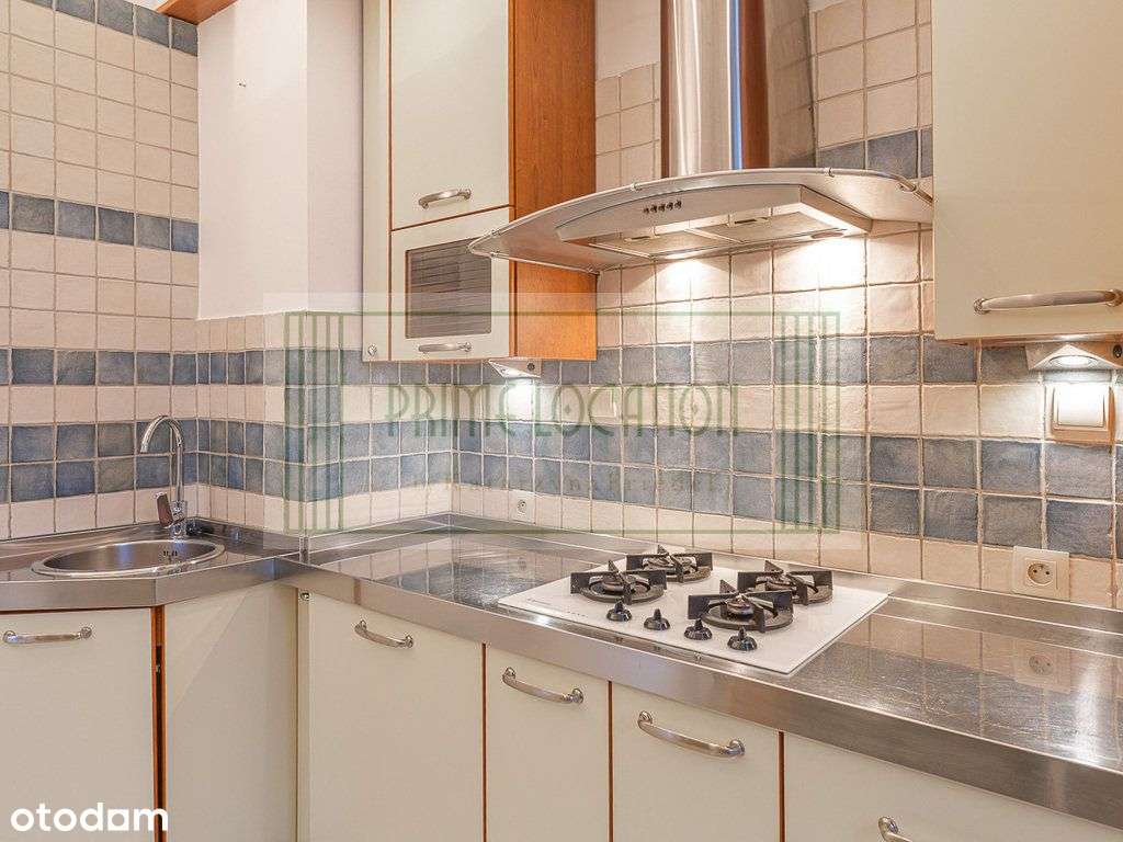 możliwość 3 pokoi / 2 garaże / balkon-2