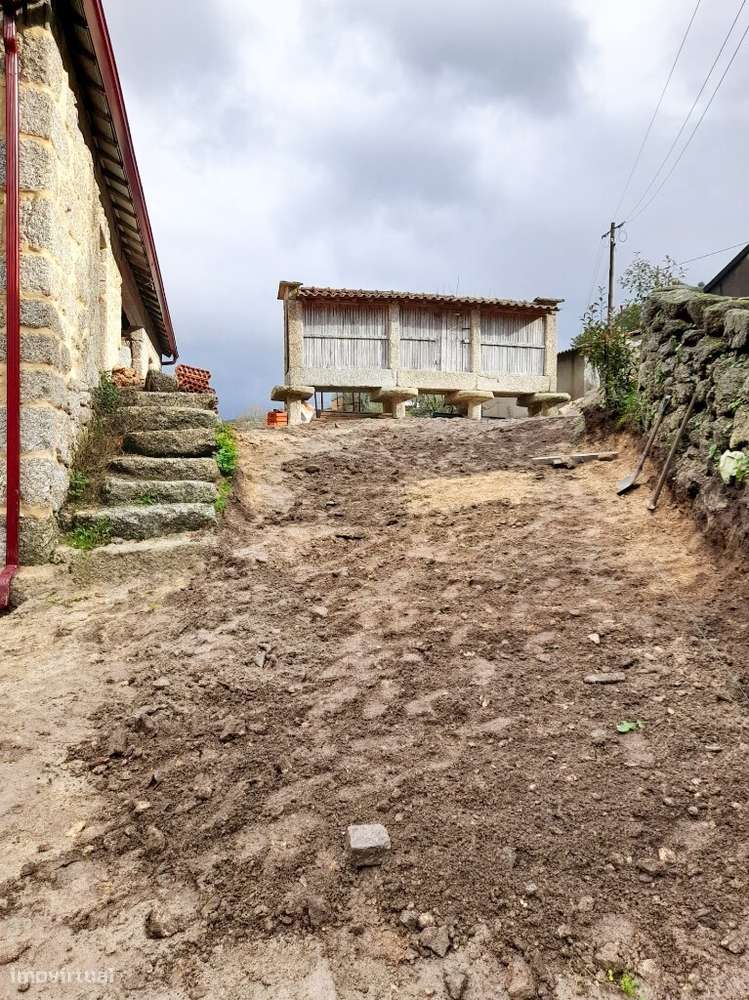 Moradia V9 em Pedra p/ Concluir - Cantelães - Grande imagem: 3/51