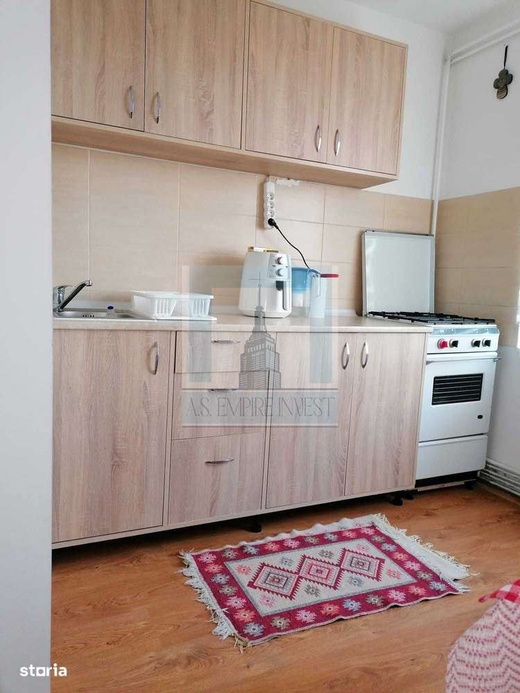 Garsoniera de vanzare/ zona Astra-0