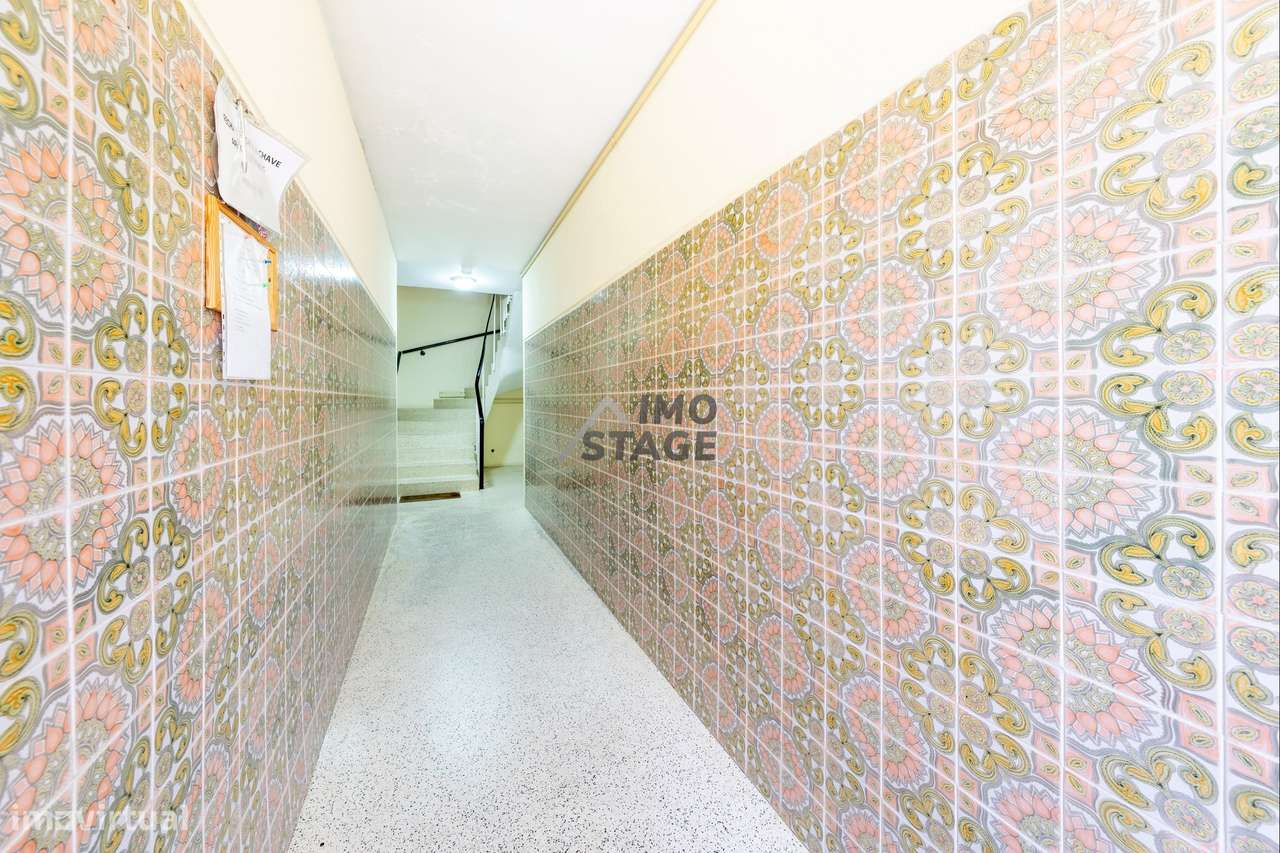 Apartamento T2+1 situado no Centro da Maia-20