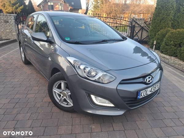 Hyundai I30 blue 1.6 CRDi Trend - 1