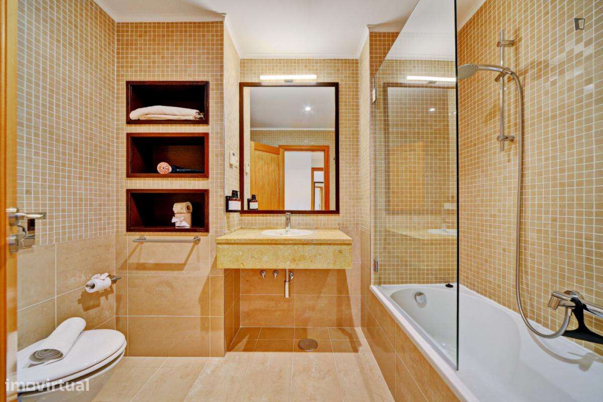 Apartamento com 2 quartos - localizado em Quarteira - Grande imagem: 2/32