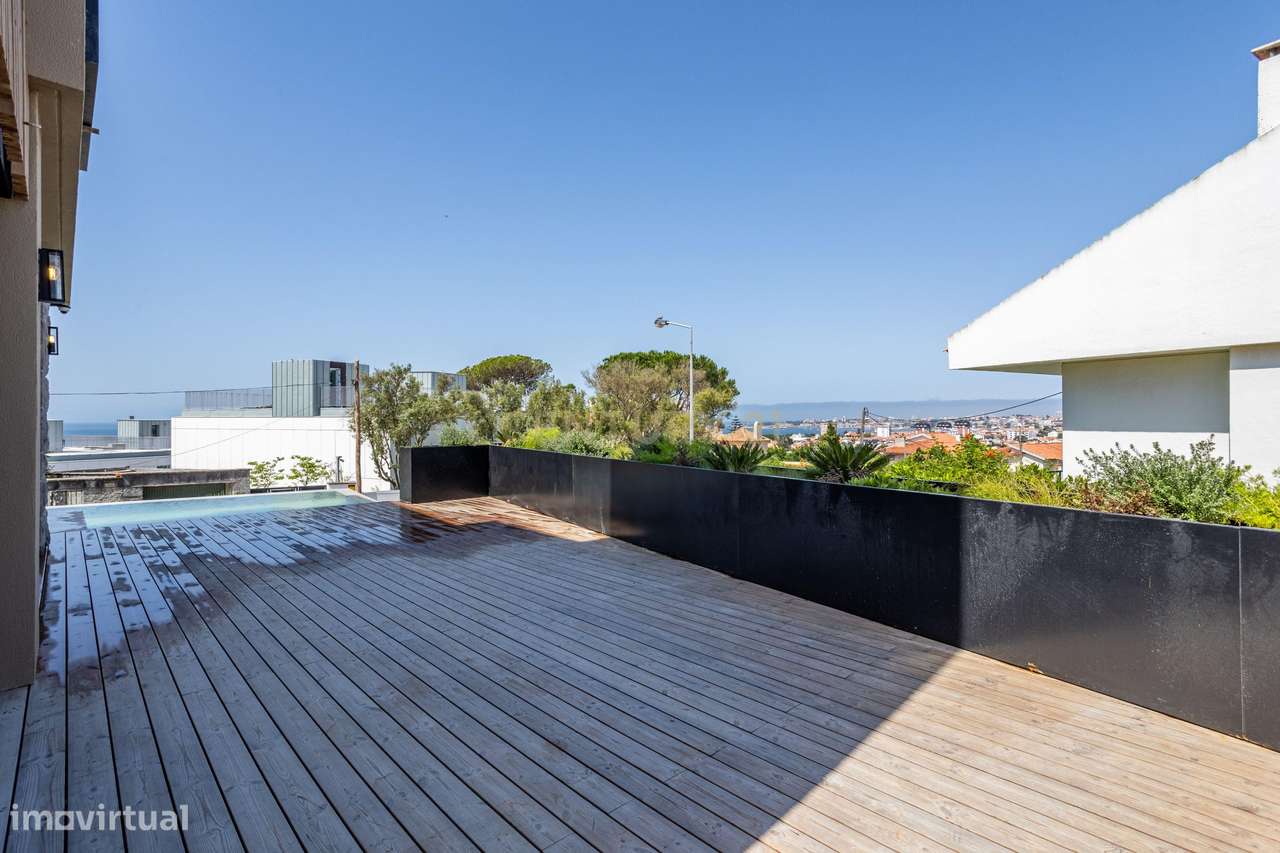 Moradia T4 + T0 Independente — Alto da Parede, Cascais-19
