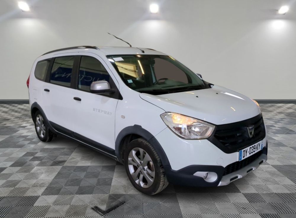Dacia Lodgy TCe 115 Stepway 2016